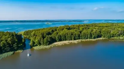 Poradnik - motorowodne Mazury - jeziora Dobskie i Łabap