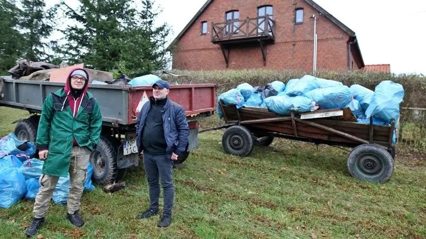 Problemy na Mazurach – brudne jeziora a wokół pełno śmieci