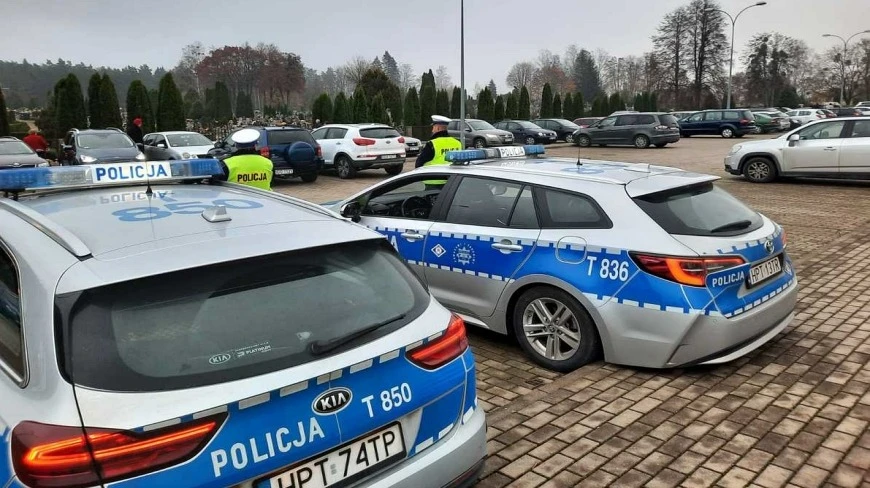 Przed Wszystkimi Świętymi. Dojazd do mazurskich cmentarzy