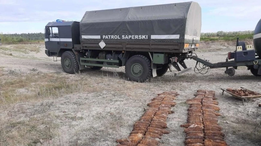 Kilkaset pocisków znalezionych na Mazurach. Policja cały czas ostrzega