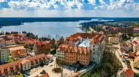 Ryn na Mazurach zaprasza na magiczną Noc Muzeów. Wędrówka na styku historii 