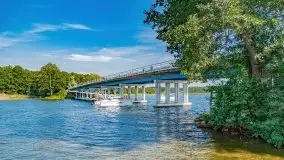 Wąskie żeglarskie gardło na Mazurach, jezioro Kirsajty - zdjęcie 22