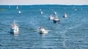 Wąskie żeglarskie gardło na Mazurach, jezioro Kirsajty - zdjęcie 19