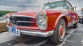 Zlot zabytkowych aut przy restauracji Nóż w wodzie w Mikołajkach - zdjęcie 36