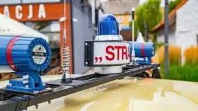 Zlot zabytkowych aut przy restauracji Nóż w wodzie w Mikołajkach - zdjęcie 21