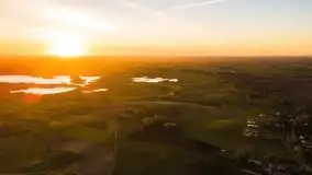 Jesienny zachód słońca z lotu ptaka - zdjęcie 6