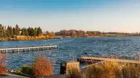 Zachód słońca w Rynie nad jeziorem Ryńskim, październik 2021 r. - zdjęcie 2