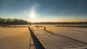 Grudniowy, zimowy port w Sztynorcie - zdjęcie 17