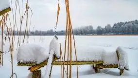 Księżycowy Dworek i jezioro Siercze w okowach zimy - zdjęcie 33