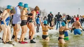 Morsowy polonez w wykonaniu Zimowego Ptaka, luty 2021 r. - zdjęcie 105