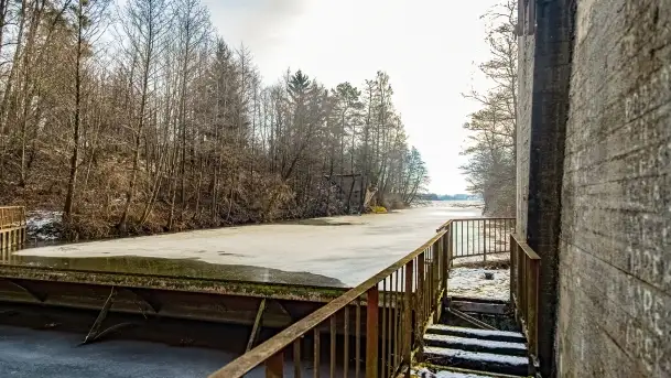 Jaz walcowy na kanale mazurskim, śluza Guja Piaski - zdjęcie 11