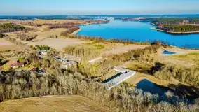 Ruiny pałacu z początku XX wieku w Notyście - zdjęcie 14