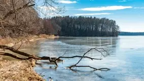 Przedwiośnie w porcie Nowy Harsz nad jeziorem Dargin - zdjęcie 11