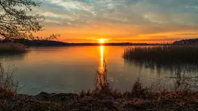 Zachód słońca nad jeziorem Dobskim, marzec 2022 r. - zdjęcie 35