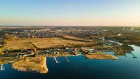 Zachód słońca nad Piszem i jeziorem Roś z drona - zdjęcie 2