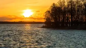 Zachód słońca nad jeziorem Dargin, przystań u Mielnika - zdjęcie 25