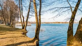 Jezioro Boczne i przystań Sun Bila pod koniec marca 2022 - zdjęcie 30