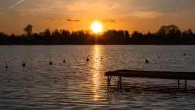 Zachód słońca nad jeziorem Boczne, widoczny z Rydzewa - zdjęcie 41