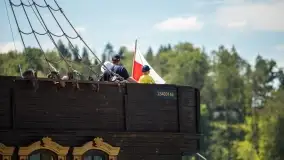 Fotorelacja z muzycznego i sportowego rozpoczęcia wakacji w Mikołajkach - zdjęcie 35