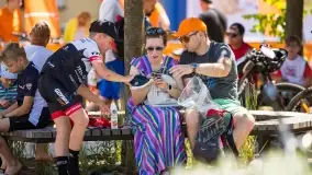 Fotorelacja z muzycznego i sportowego rozpoczęcia wakacji w Mikołajkach - zdjęcie 63