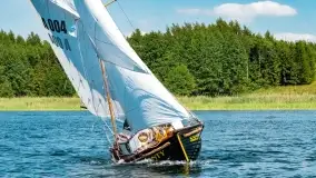 Zlot Oldtimerów, Port Trygort, czerwiec 2022 - zdjęcie 24