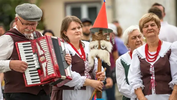 Zdjęcia: Kiedyś mielił zboże, teraz wodą na młyn będzie kultura... - zdjęcie 11