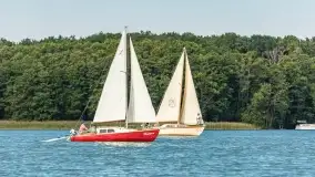 Regaty klubu Jacht Oldtimer, Kisajno, sierpień 2022 - zdjęcie 19