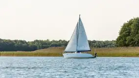 Regaty klubu Jacht Oldtimer, Kisajno, sierpień 2022 - zdjęcie 34