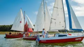 XXIII Zlot Klubu Jacht Oldtimer na zdjęciach Bożeny Klonowskiej - zdjęcie 31