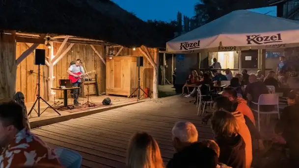 Tomasz Grom Paciorek w Tle Dla Mew - zdjęcie 2