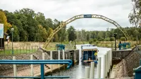 Fotorelacja - konferencja z podpisania umowy na remont śluzy Karwik - zdjęcie 1