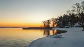 Wschód słońca nad jeziorem Niegocin, grudzień 2022 - zdjęcie 31