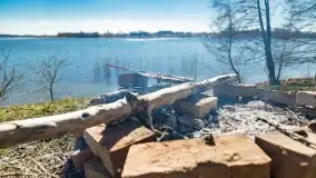 Cmentarz wojenny Jagerhohe i jezioro Święcajty na początku wiosny, 2022 - zdjęcie 33