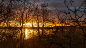 Grudniowy zachód słońca nad jeziorem Łabap - zdjęcie 27