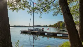 Port Piękny Brzeg nad jeziorem Święcajty, maj 2023 - zdjęcie 18