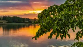 Zachód słońca nad jeziorem Tałty w Mikołajkach, czerwiec 2023 r. - zdjęcie 18