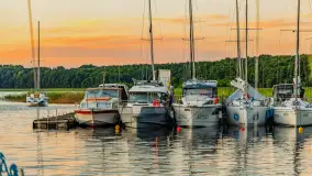 Wschód słońca nad jeziorem Mamry, Stanica Wodna Kietlice, sierpień 2023 r. - zdjęcie 8