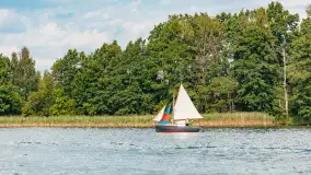 Oldtimery w Strandzie i na jeziorze Kisajno, sierpień 2023 r. - zdjęcie 74