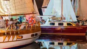 Nocne zdjęcia ze zlotu Oldtimerów w Strandzie, sierpień 2023 r. - zdjęcie 5