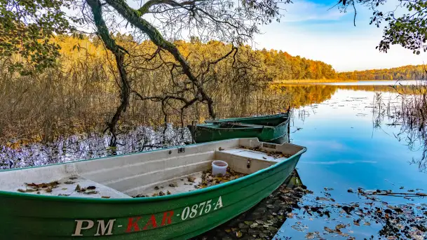 Złota mazurska jesień w Mrągowie nad jeziorem Juno - zdjęcie 2