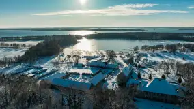 Zimowe Mazury z drona na różnych ujęciach - zdjęcie 26