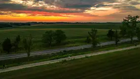 Zachód słońca na wschodnich obrzeżach Kętrzyna, sierpień 2023 r. - zdjęcie 21