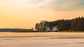 Zimowy spacer nad jeziorem Gołdopiwo niedaleko Żabinki, styczeń 2024 r. - zdjęcie 5