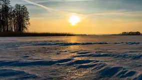 Jezioro Tajty i wieś Wrony przed zachodem słońca, styczeń 2024 r. - zdjęcie 26