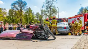 Zlot fanów Mercedesa, Giżycko, kwiecień 2024 r. - zdjęcie 42
