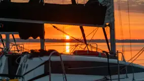 Wschód słońca w PTTK Wilkasy, jezioro Niegocin, maj 2024 r. - zdjęcie 15