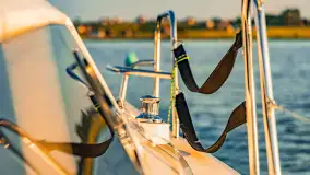 Zachód słońca nad jeziorem Ryńskim z pokładu żaglówki, czerwiec 2024 r. - zdjęcie 16