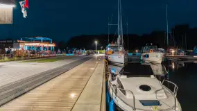 Przystań Nautica nocą, wrzesień 2024 r. - zdjęcie 52