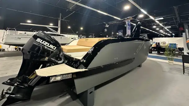 Nowoczesne rozwiązania połączone z tradycyjną techniką rzemieślniczą. Nikhen Yachts z nowymi modelami- NH 730 OPEN i NH 770 GRAN - zdjęcie 10