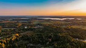 Jezioro Iławki z lotu ptaka o wschodzie słońca, październik 2024 r. - zdjęcie 5